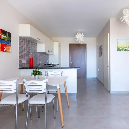 Apartment Opal With Sea View Vokolidha